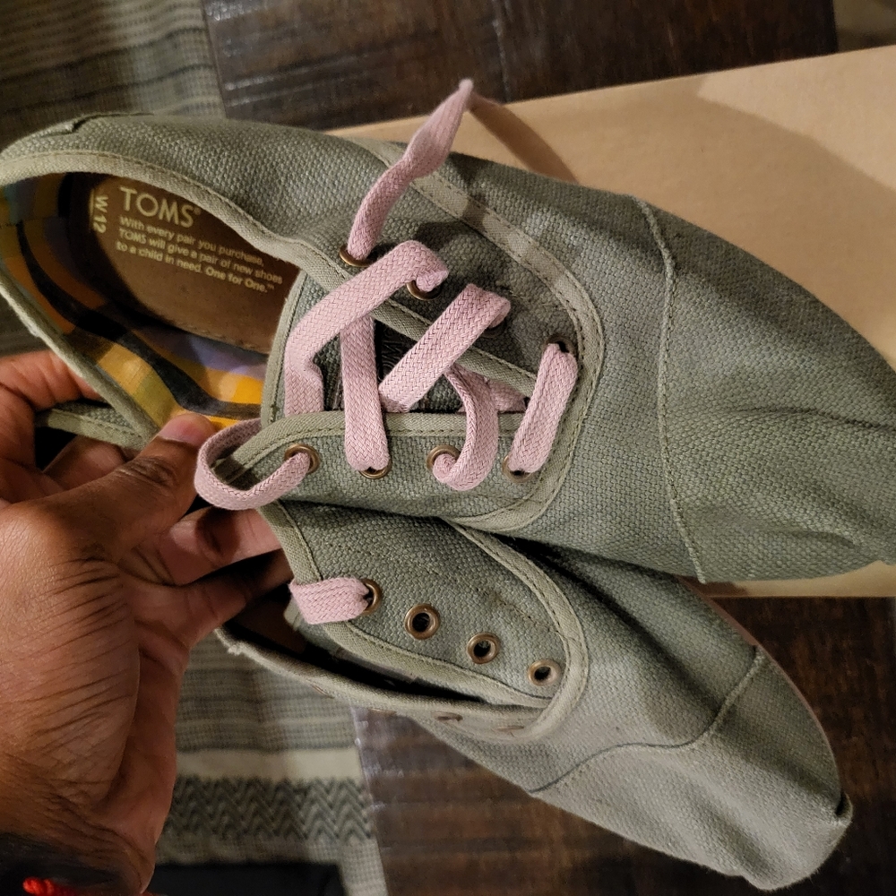 Women/Men Toms